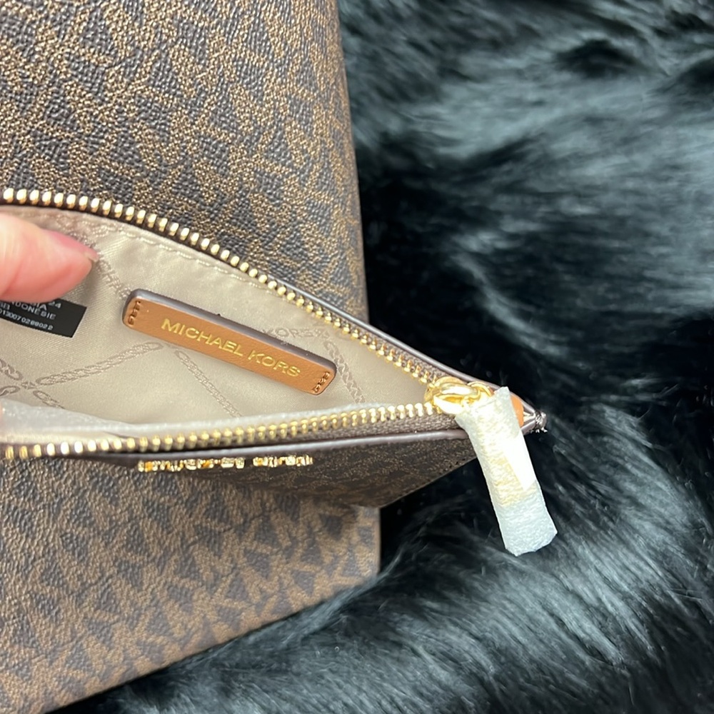 Michael Kors - Picture 4 of 9